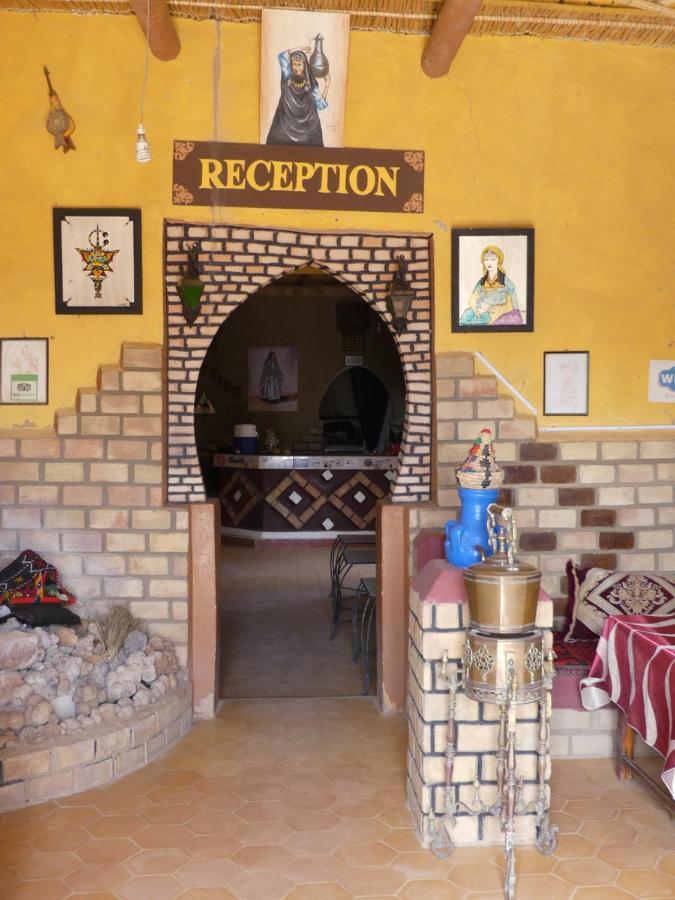Les Pyramides Hotel Мерзуга Экстерьер фото