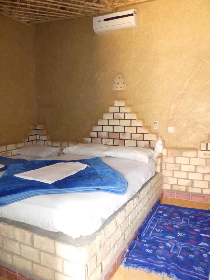 Les Pyramides Hotel Мерзуга Экстерьер фото