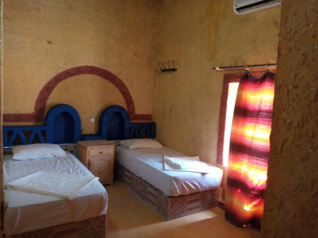 Les Pyramides Hotel Мерзуга Экстерьер фото